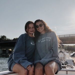 Meet your Posher, Eliza